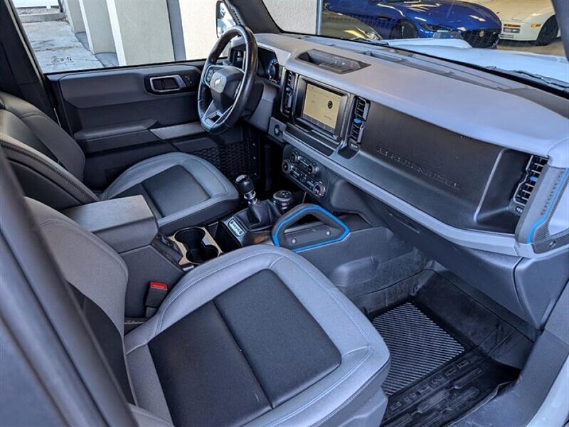 2022 Ford Bronco Black Diamond - Photo 3 - Bountiful, UT 84010