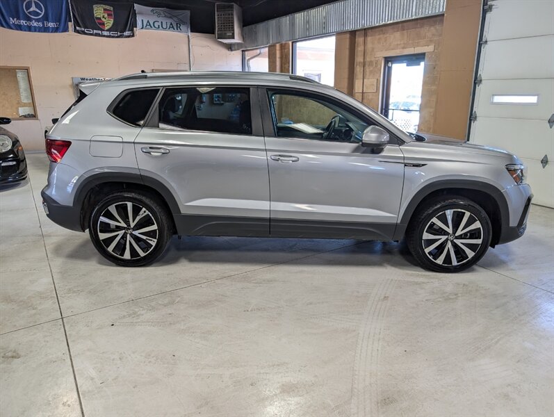 2024 Volkswagen Taos SE - Photo 11 - Bountiful, UT 84010