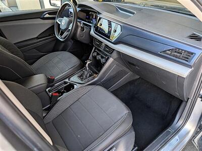 2024 Volkswagen Taos SE   - Photo 4 - Bountiful, UT 84010