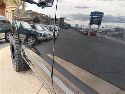 2018 Nissan NV 3500 HD SL *4X4*   - Photo 27 - St. George, UT 84770-2625