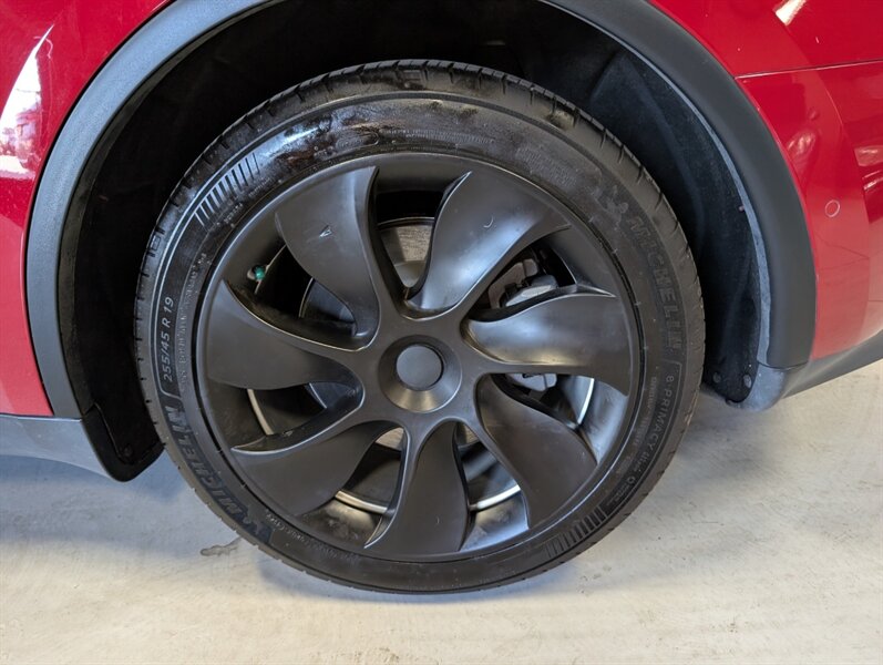 2021 Tesla Model Y Long Range 7-Passenger FSD Capable - Photo 14 - Bountiful, UT 84010