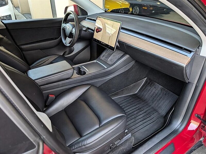 2021 Tesla Model Y Long Range 7-Passenger FSD Capable - Photo 4 - Bountiful, UT 84010