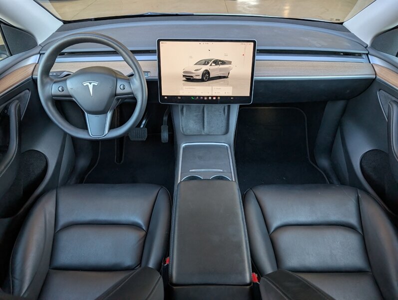 2023 Tesla Model Y Long Range - Photo 3 - Bountiful, UT 84010