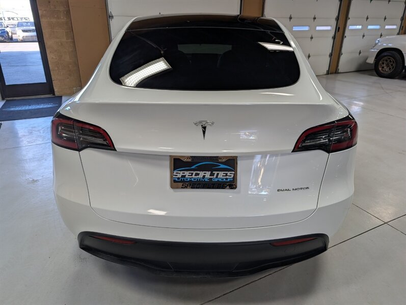 2023 Tesla Model Y Long Range - Photo 9 - Bountiful, UT 84010