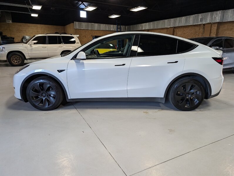 2023 Tesla Model Y Long Range - Photo 7 - Bountiful, UT 84010