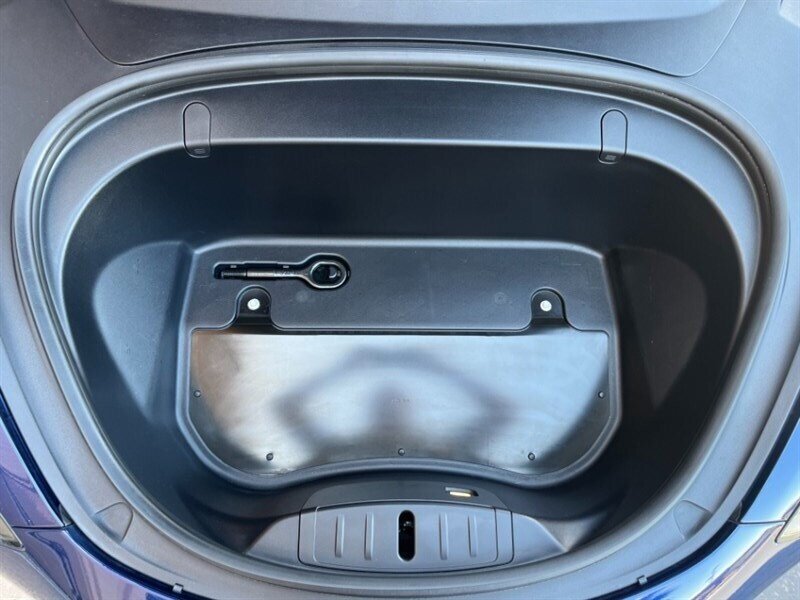 2018 Tesla Model 3 Long Range - Photo 4 - St. George, UT 84770-2625