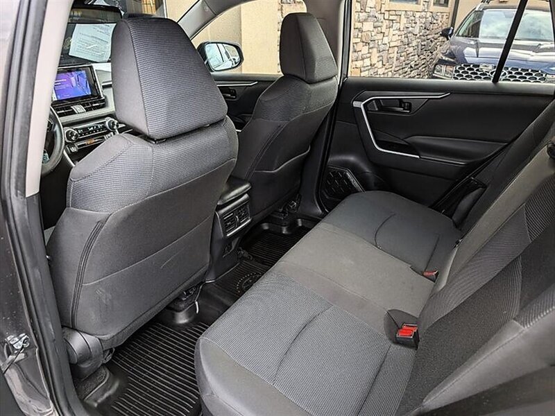2024 Toyota RAV4 Hybrid LE - Photo 26 - Bountiful, UT 84010