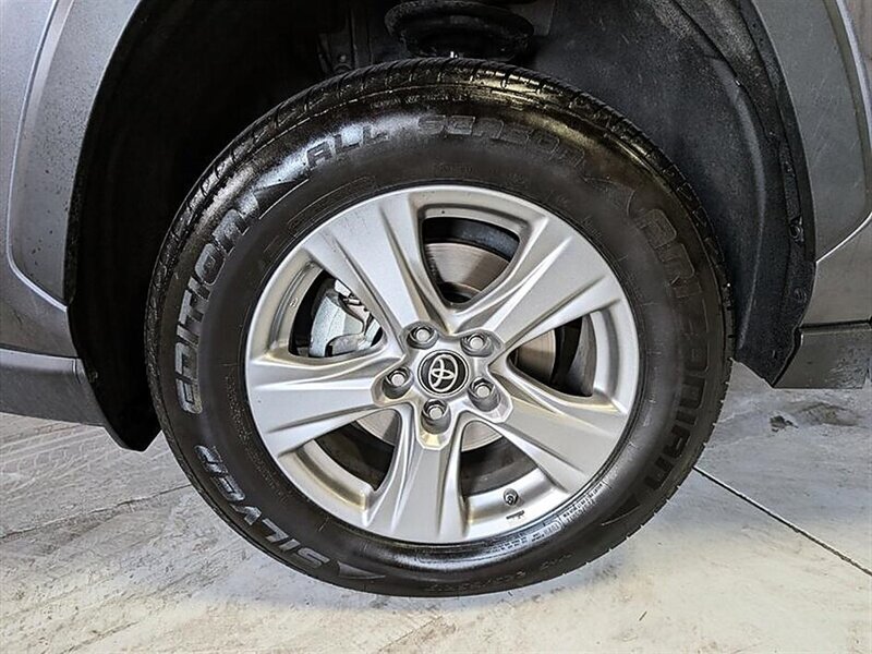 2024 Toyota RAV4 Hybrid LE - Photo 15 - Bountiful, UT 84010