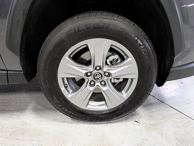 2024 Toyota RAV4 Hybrid LE - Photo 12 - Bountiful, UT 84010