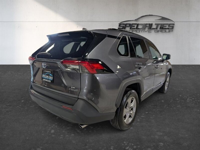 2024 Toyota RAV4 Hybrid LE - Photo 10 - Bountiful, UT 84010