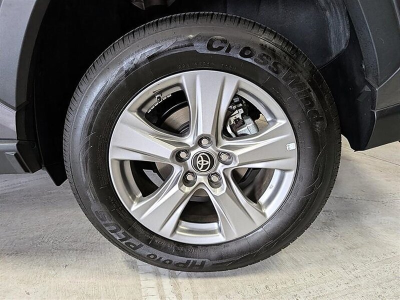 2024 Toyota RAV4 Hybrid LE - Photo 14 - Bountiful, UT 84010