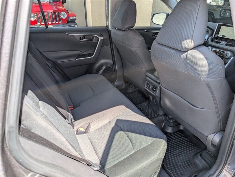 2024 Toyota RAV4 Hybrid LE - Photo 29 - Bountiful, UT 84010