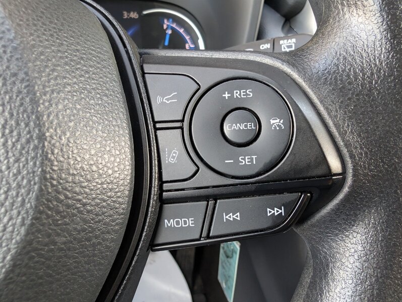 2024 Toyota RAV4 Hybrid LE - Photo 22 - Bountiful, UT 84010