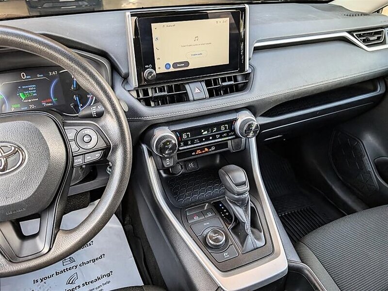 2024 Toyota RAV4 Hybrid LE - Photo 23 - Bountiful, UT 84010