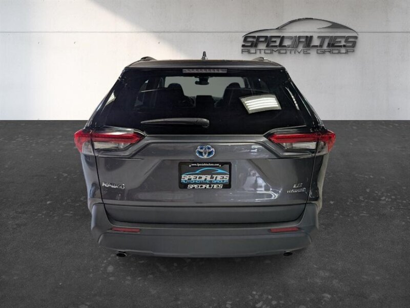 2024 Toyota RAV4 Hybrid LE - Photo 9 - Bountiful, UT 84010