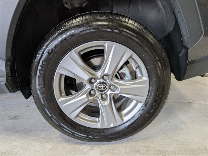 2024 Toyota RAV4 Hybrid LE - Photo 14 - Bountiful, UT 84010