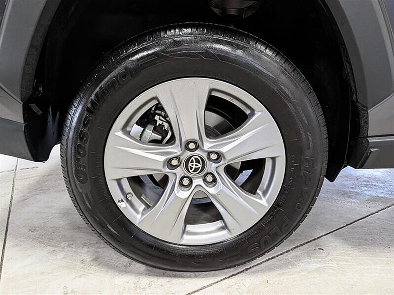 2024 Toyota RAV4 Hybrid LE - Photo 13 - Bountiful, UT 84010