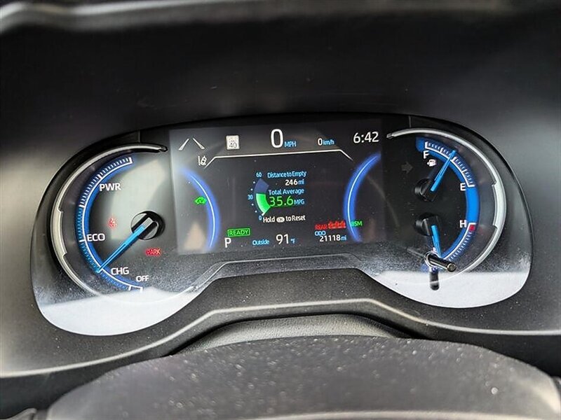 2024 Toyota RAV4 Hybrid LE - Photo 20 - Bountiful, UT 84010