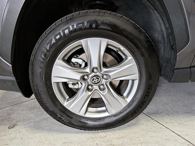 2024 Toyota RAV4 Hybrid LE - Photo 15 - Bountiful, UT 84010