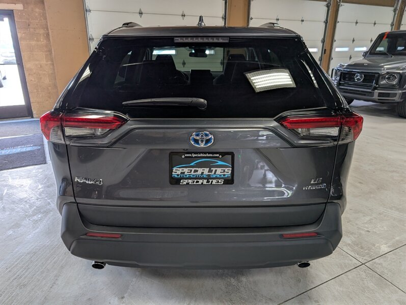 2024 Toyota RAV4 Hybrid LE - Photo 9 - Bountiful, UT 84010