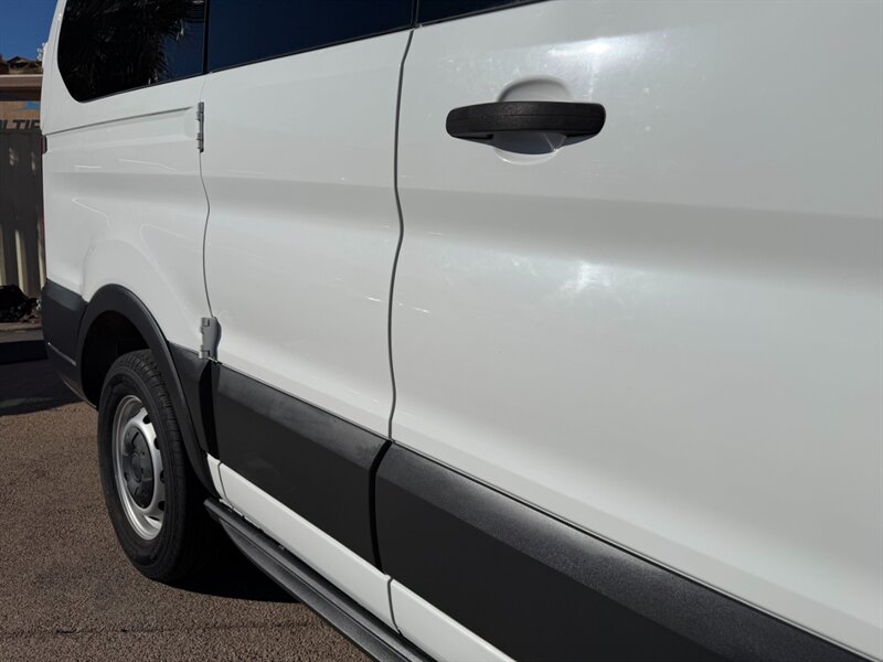 2016 Ford Transit 150 XL - Photo 29 - St. George, UT 84770-2625