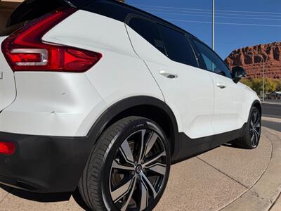 2021 Volvo XC40 Recharge Pure Electric P8 - Photo 24 - St. George, UT 84770-2625