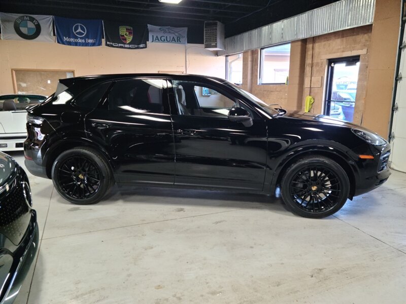 2023 Porsche Cayenne S - Photo 11 - Bountiful, UT 84010