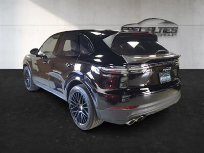 2023 Porsche Cayenne S   - Photo 8 - Bountiful, UT 84010