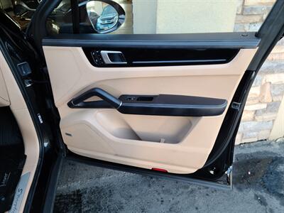 2023 Porsche Cayenne S - Photo 29 - Bountiful, UT 84010