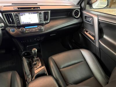 2017 Toyota RAV4 Hybrid SE   - Photo 18 - St. George, UT 84770-2625