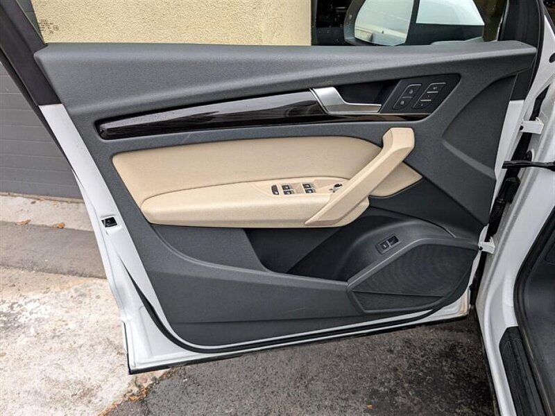 2018 Audi Q5 2.0T quattro Premium - Photo 18 - Bountiful, UT 84010