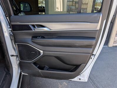 2025 Jeep Wagoneer L Series II   - Photo 29 - Bountiful, UT 84010