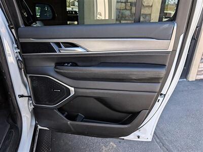 2025 Jeep Wagoneer L Series II - Photo 29 - Bountiful, UT 84010