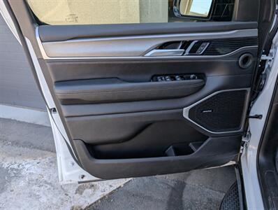 2025 Jeep Wagoneer L Series II   - Photo 18 - Bountiful, UT 84010