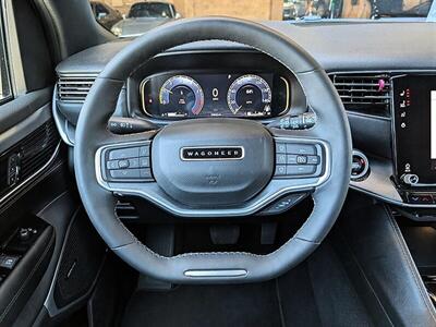 2025 Jeep Wagoneer L Series II - Photo 19 - Bountiful, UT 84010