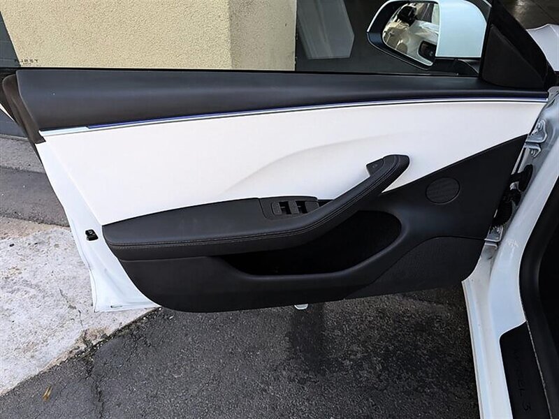 2025 Tesla Model 3 Long Range w/ Hardware 4 - Photo 18 - Bountiful, UT 84010