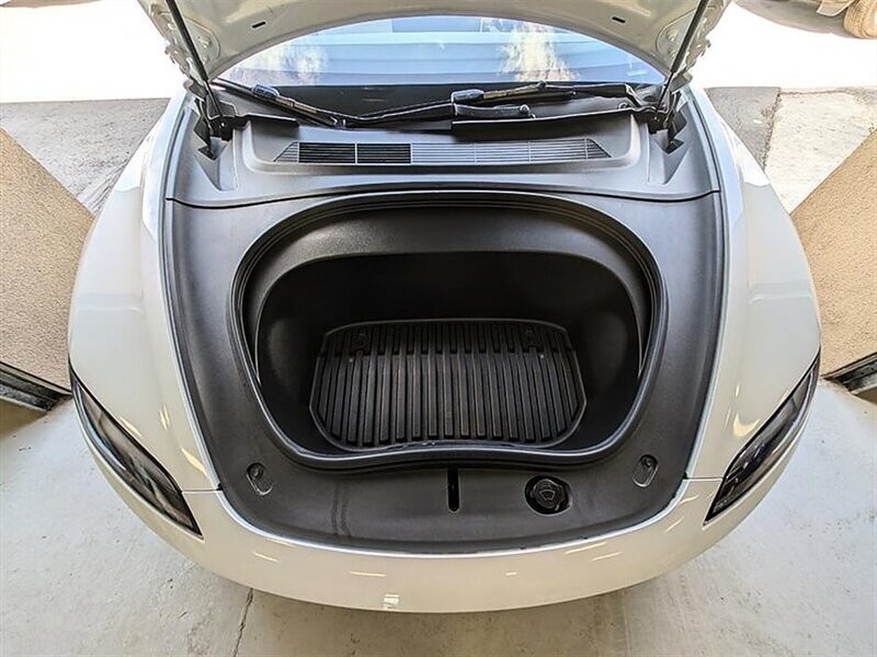 2025 Tesla Model 3 Long Range w/ Hardware 4 - Photo 17 - Bountiful, UT 84010