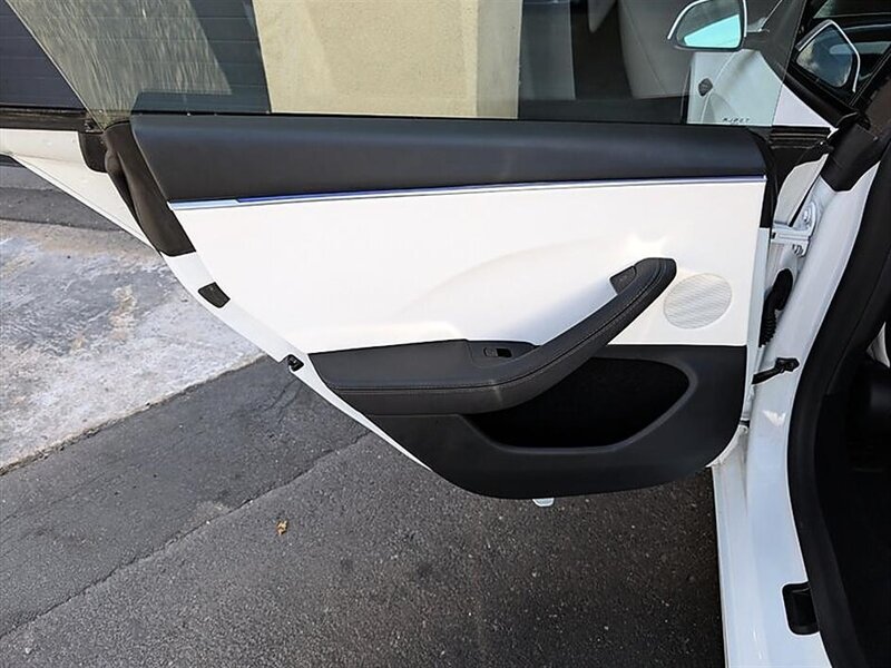 2025 Tesla Model 3 Long Range w/ Hardware 4 - Photo 25 - Bountiful, UT 84010