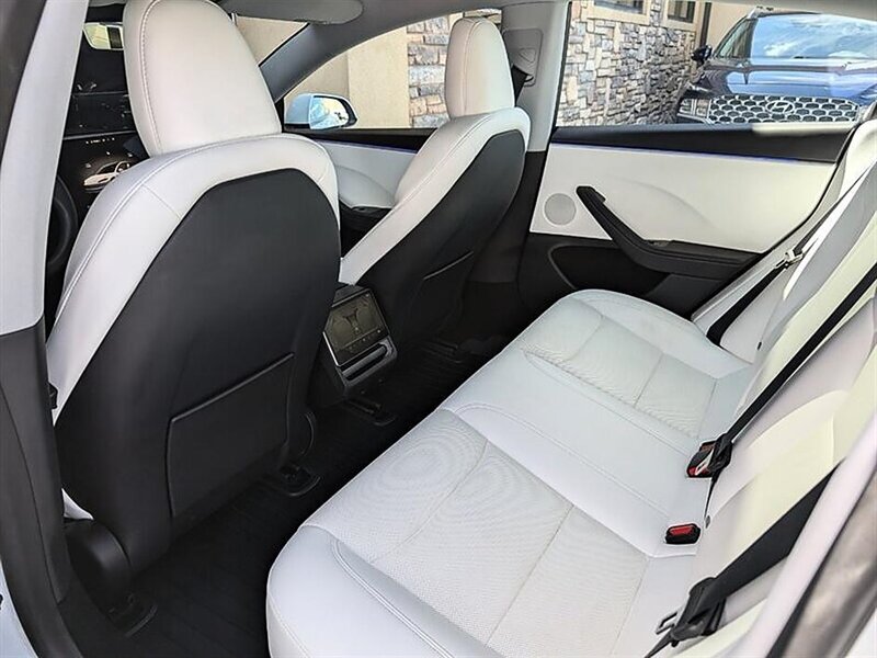 2025 Tesla Model 3 Long Range w/ Hardware 4 - Photo 26 - Bountiful, UT 84010