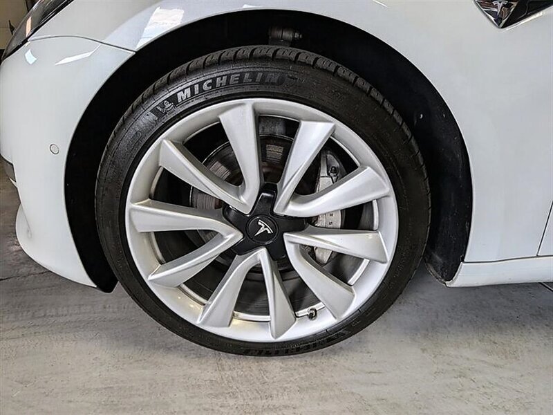 2020 Tesla Model 3 Long Range FSD Capable - Photo 15 - Bountiful, UT 84010
