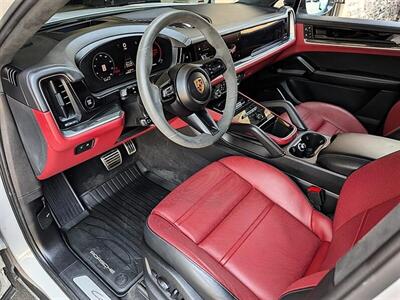 2024 Porsche Cayenne S Coupe   - Photo 2 - Bountiful, UT 84010