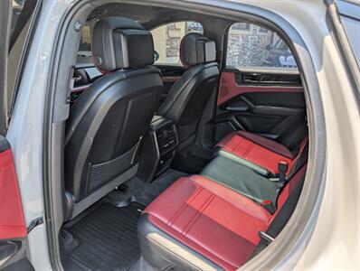2024 Porsche Cayenne S Coupe   - Photo 26 - Bountiful, UT 84010