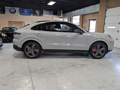 2024 Porsche Cayenne S Coupe   - Photo 11 - Bountiful, UT 84010