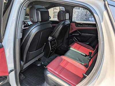 2024 Porsche Cayenne S Coupe   - Photo 26 - Bountiful, UT 84010