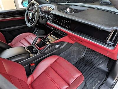 2024 Porsche Cayenne S Coupe   - Photo 4 - Bountiful, UT 84010