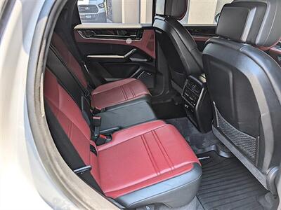 2024 Porsche Cayenne S Coupe   - Photo 29 - Bountiful, UT 84010