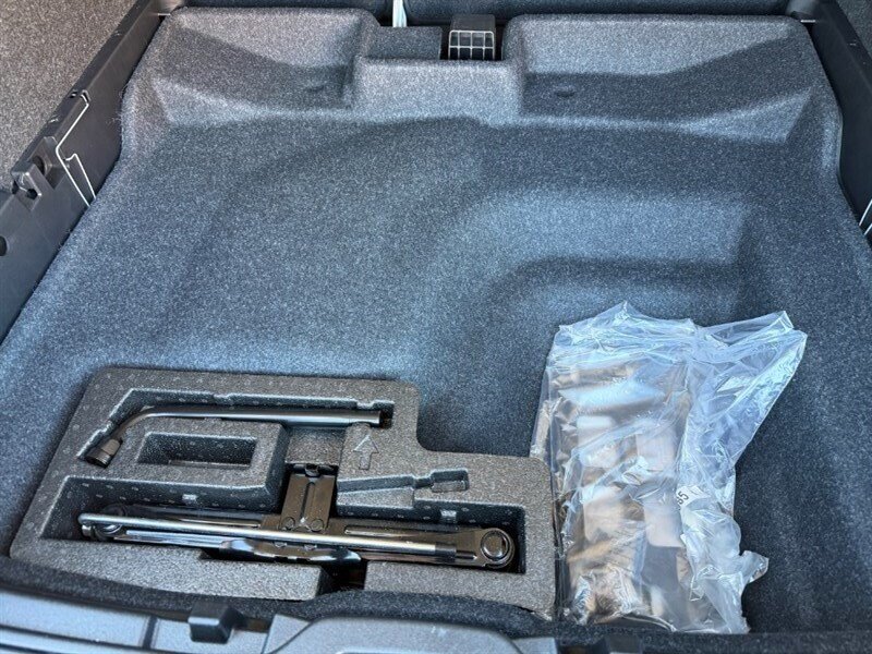 2022 Volvo XC40 Recharge Twin Core - Photo 36 - St. George, UT 84770-2625