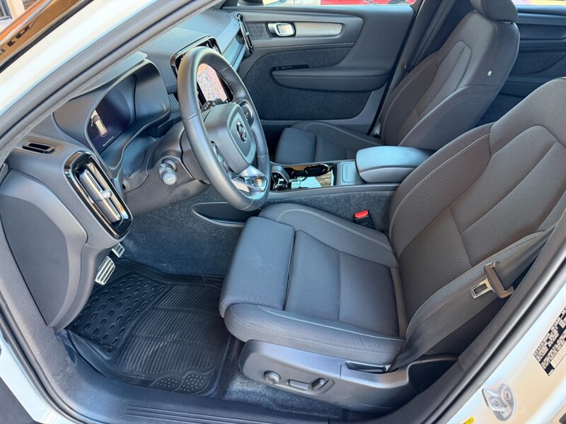 2022 Volvo XC40 Recharge Twin Core - Photo 9 - St. George, UT 84770-2625