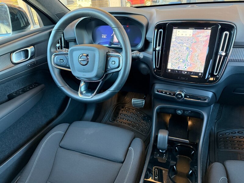2022 Volvo XC40 Recharge Twin Core - Photo 17 - St. George, UT 84770-2625