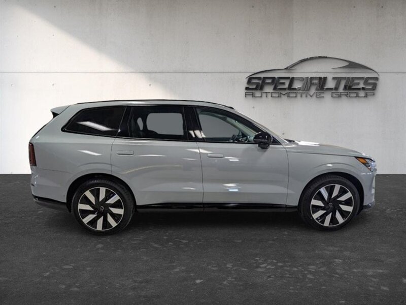 2025 Volvo EX90 Twin Motor Performance Ultra - Photo 11 - Bountiful, UT 84010